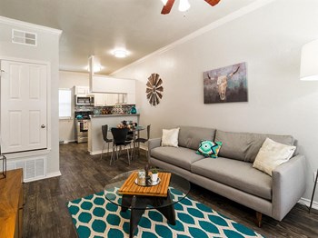 2129 Holly Oaks 1-3 Beds Apartment for Rent - Photo Gallery 5