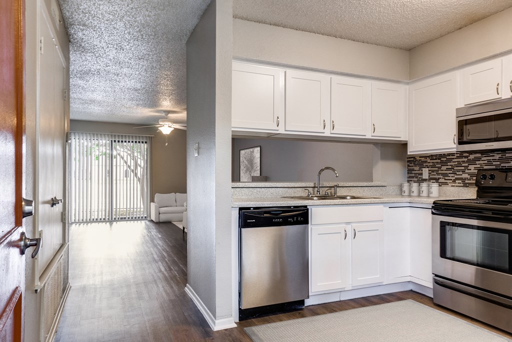 Cottages on Edmonds Apartments in Lewisville, TX 75067