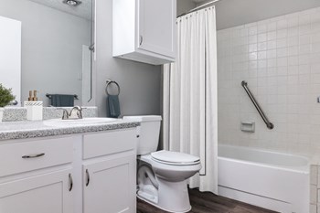 Cottages on Edmonds Apartments in Lewisville, TX 75067 - Photo Gallery 6