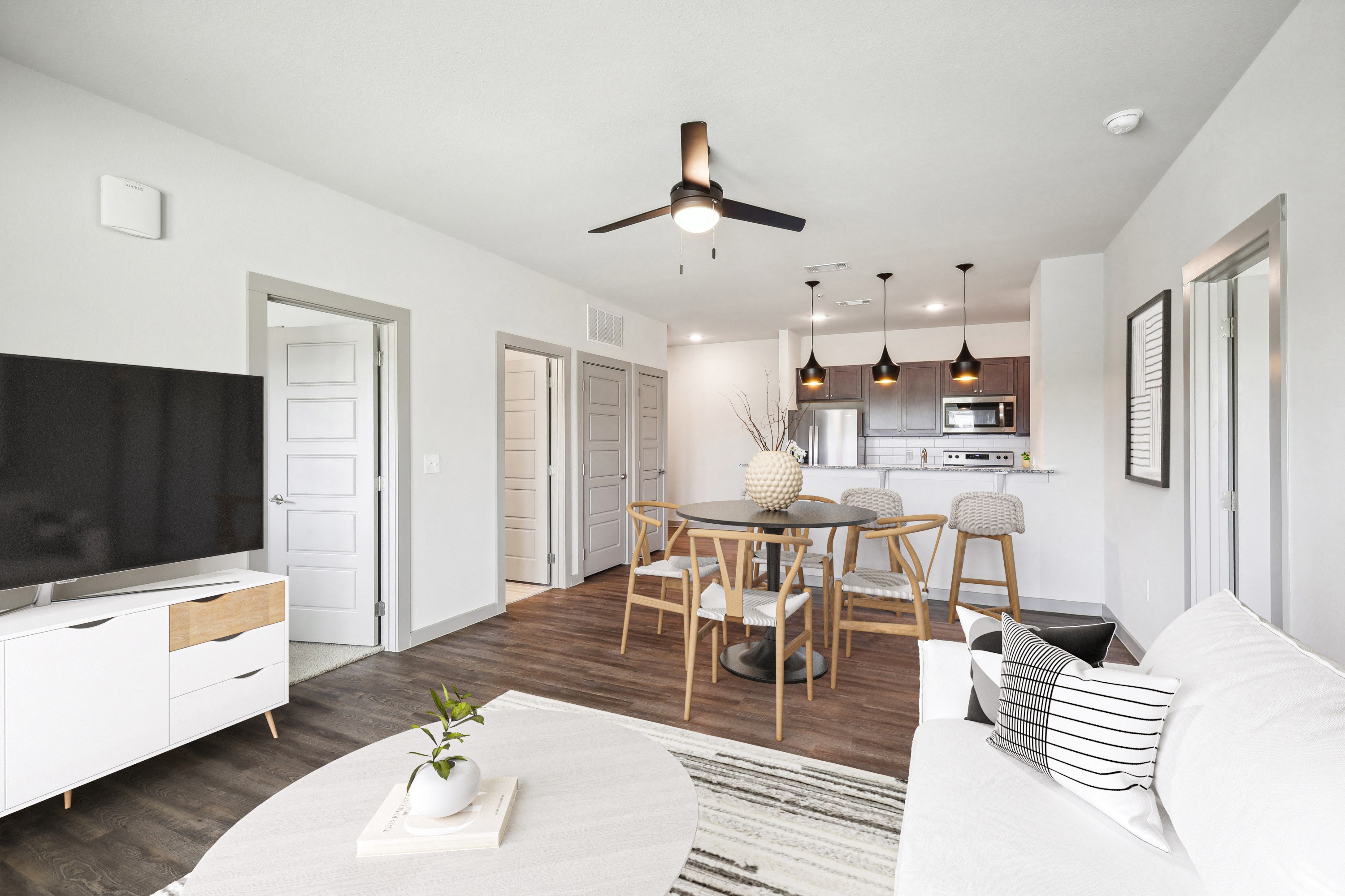 Live Oak Apartments, 4023 N Main Street, Cleburne, TX - RentCafe