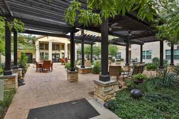 Heritage Village Active 55+ Retirement Apartments in Hurst, TX 76053