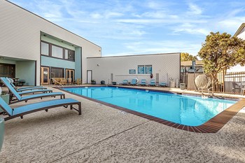 Starburst Apartments, 8800 N Interstate 35, Austin, TX - RENTCafé