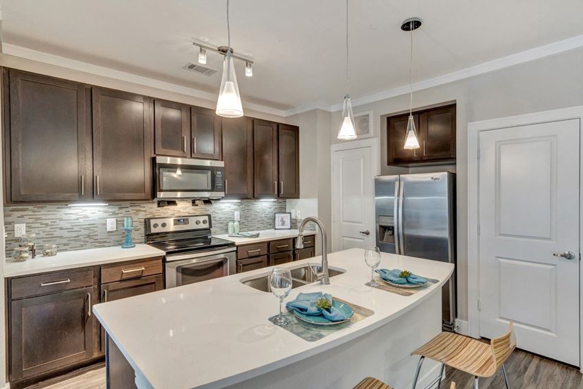 6100 Ashbury Street 1-3 Beds Apartment for Rent - Photo Gallery