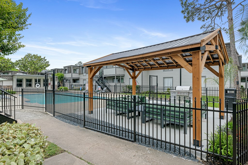 Outdoor Grill Station at The Ivy at Galleria, Houston