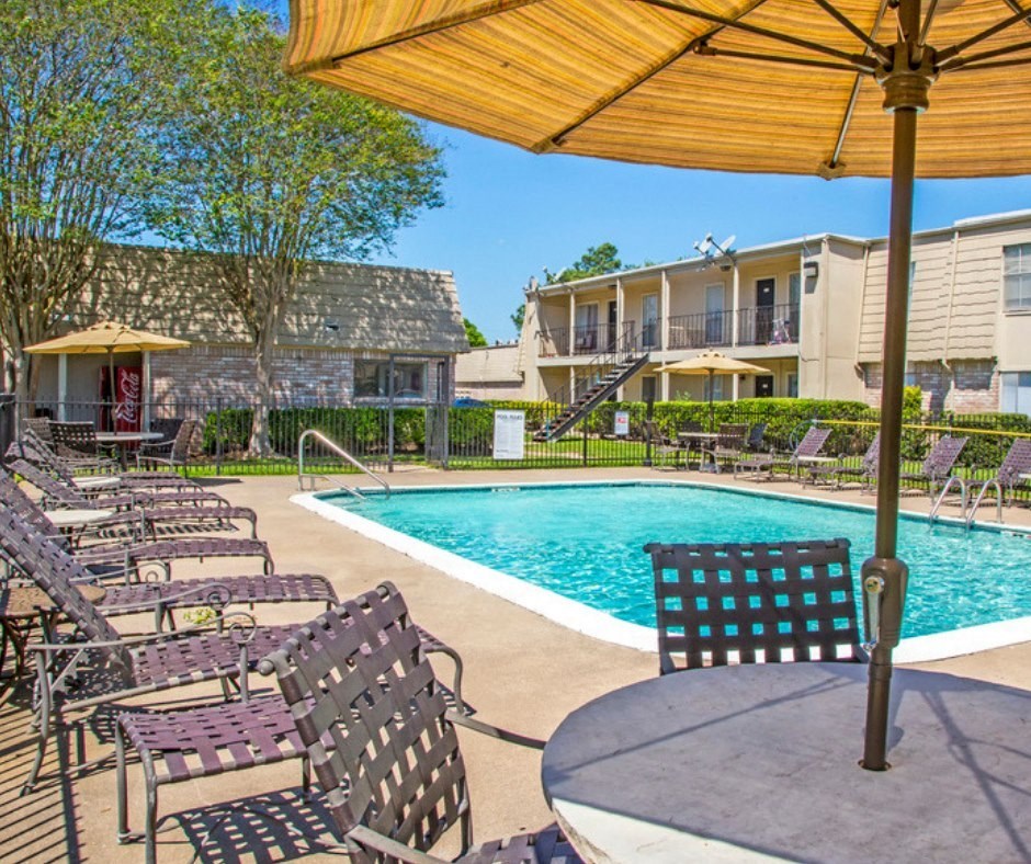 our apartments have a pool and lounge chairs