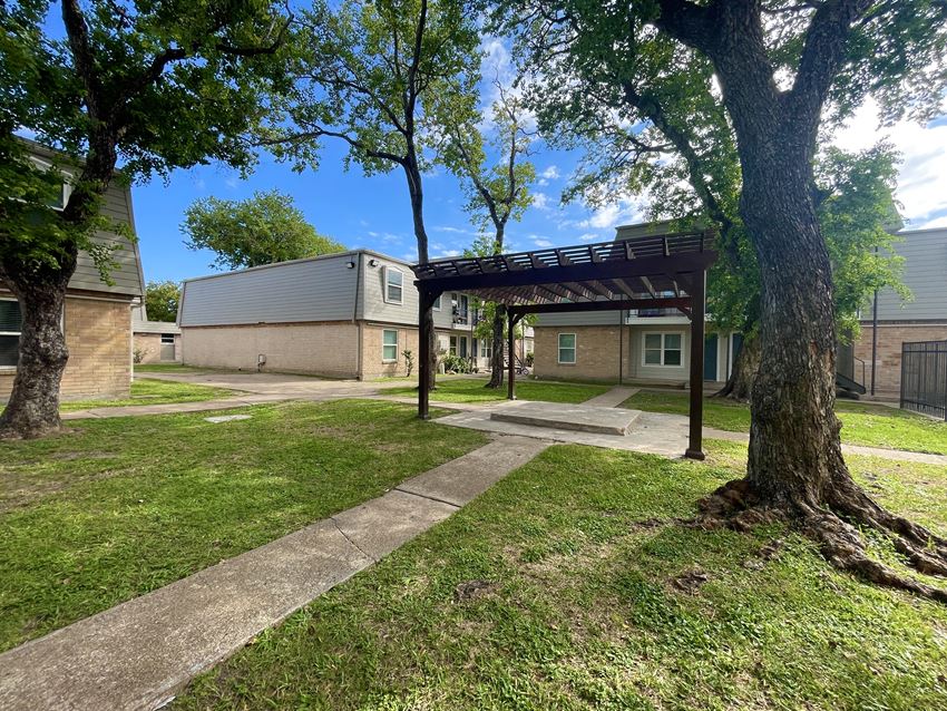 Creek On Calloway Apartments, 3830 Booth Calloway Rd, Richland Hills, TX RentCafe