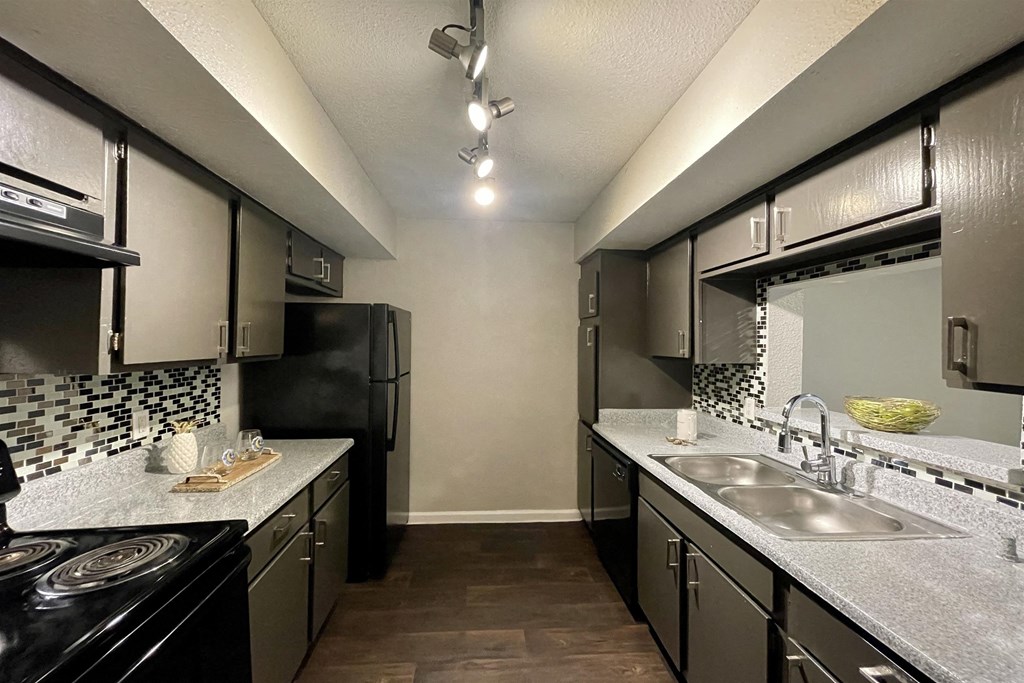 the residence on lamar apartment homes for rent ga