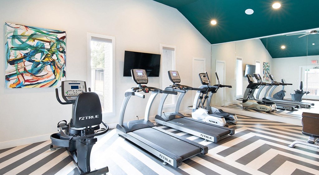 the gym at the colonnade apartments