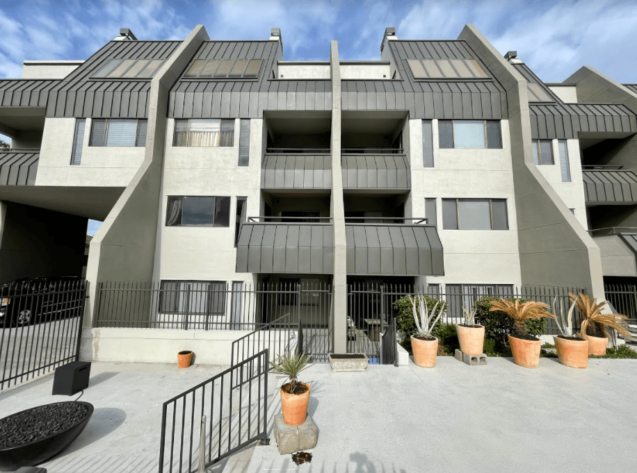 Exterior building at Augusta Court Apartments, Texas