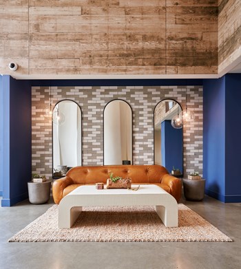 Lobby - Photo Gallery 5