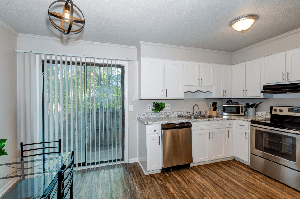 the preserve at ballantyne commons apartment kitchen with stainless steel appliances