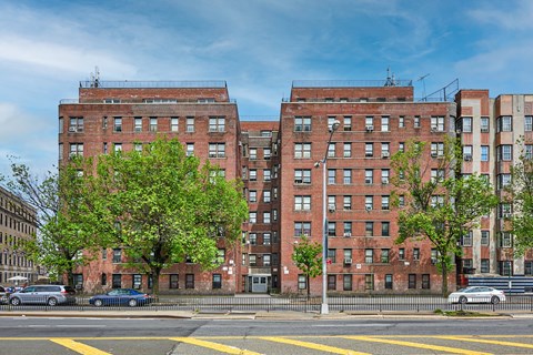 1777 Grand Concourse exterior