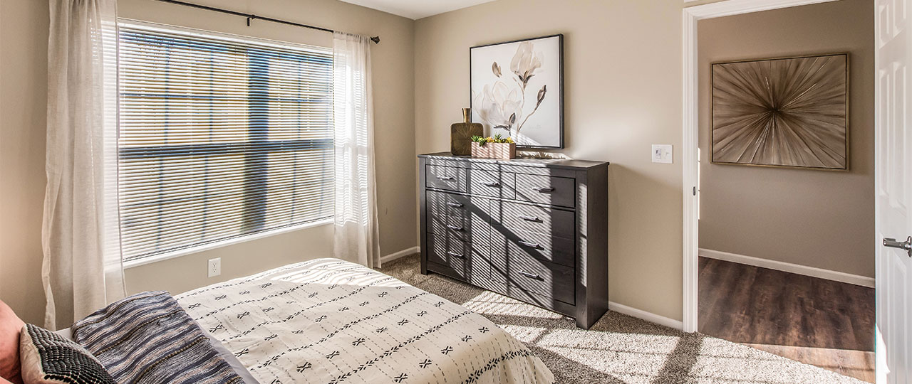 Redwood Apartment Neighborhoods Apartments in Independence, OH