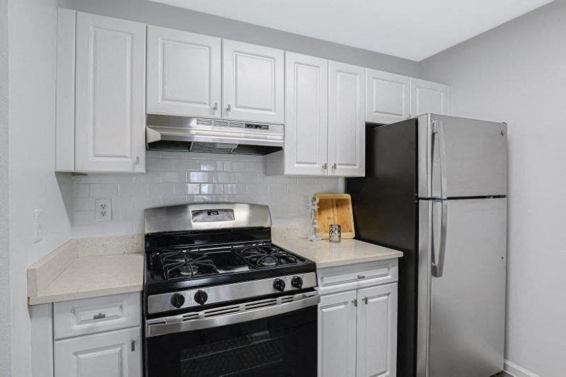Appliances at Town Walk at Hamden Hills, Hamden, CT, 06518