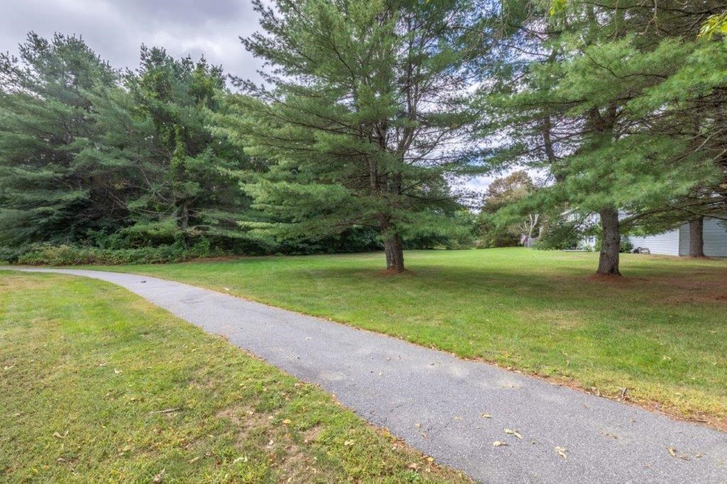 Backyard at Haven South in Brunswick, ME