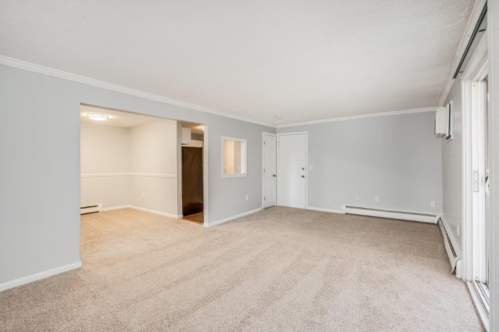 Wood Floor Living Room at Ashford Crossing, Shrewsbury, MA