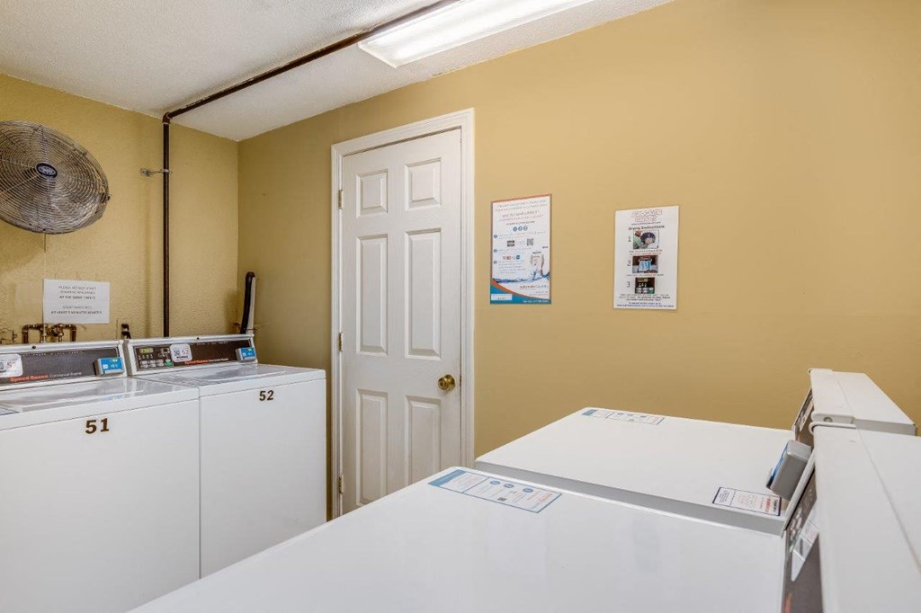 Laundry Room at Ashford Crossing, Shrewsbury, 01545