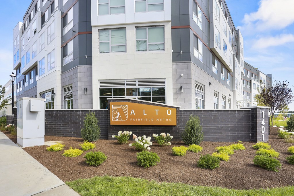 ALTO EXTERIOR BUILDING