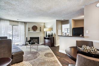 100 Town Brooke 1-2 Beds Apartment for Rent - Photo Gallery 3