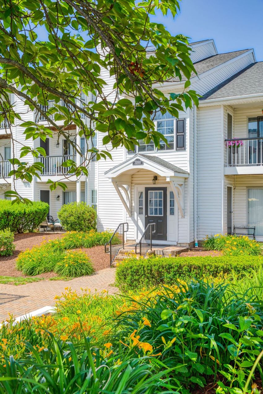 Middletown Ridge Apartments, 100 Town Ridge, Middletown, CT RentCafe