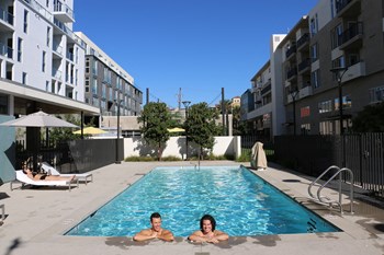 Sparkling Pool - Photo Gallery 28