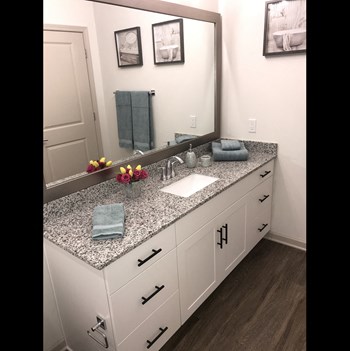 Bathroom - Photo Gallery 3