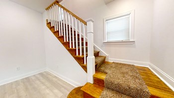56 E. Green St. 5 Beds House for Rent - Photo Gallery 2