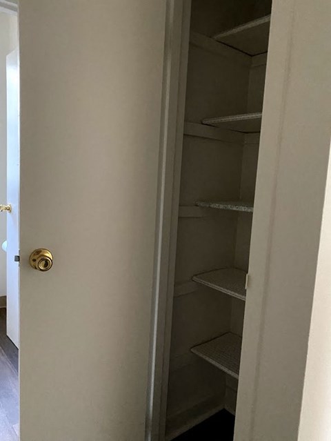 Garden Court Apartments - Linen Closet