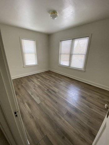826 - 838 S Bradford St 2 Beds Apartment for Rent - Photo Gallery 12