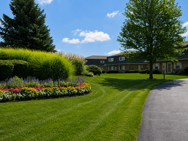 1-bedroom apartment at Hilliard Square Apartments in Hilliard, OH