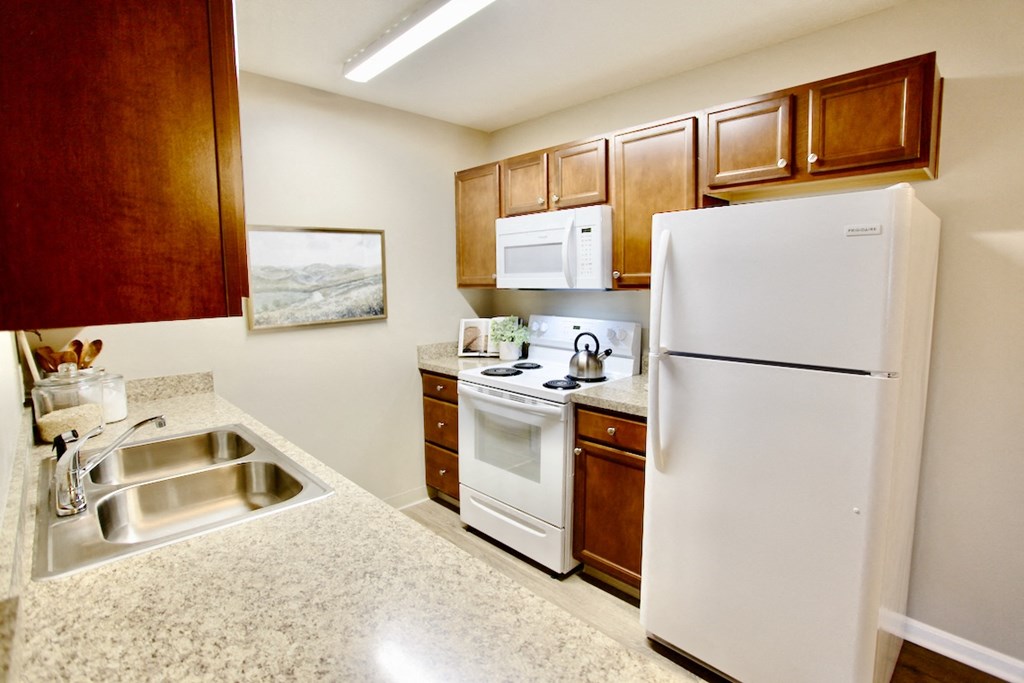 Laurel Bluff Apartments Reynoldsburg, Ohio