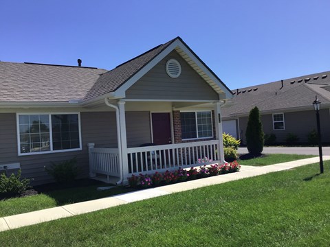 Shawnee Lakes apartments exterior