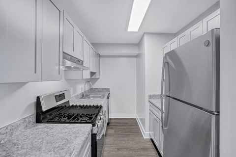 118 Galveston St., SW Studio-5 Beds Apartment for Rent