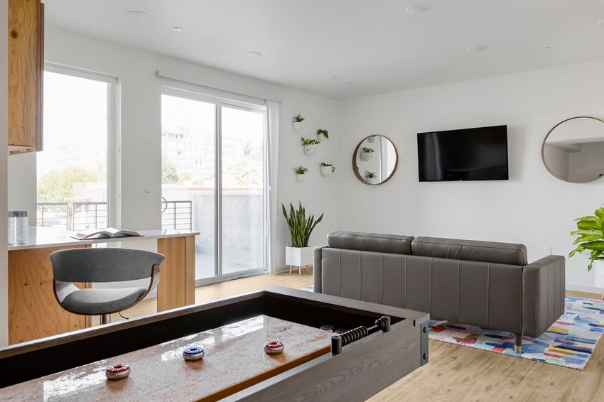 3046 17th Ave W Studio Apartment for Rent - Photo Gallery