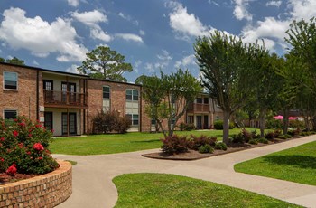 1855 Boulevard De Province Studio-2 Beds Apartment for Rent - Photo Gallery 3