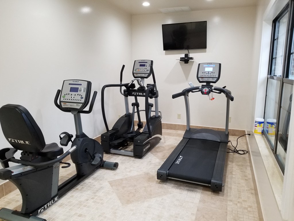 birchwood pointe apartments fitness equipment