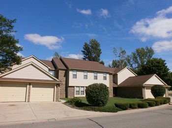Attached Garages - Photo Gallery 13