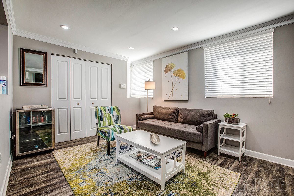 Hillcrest Park Apartments