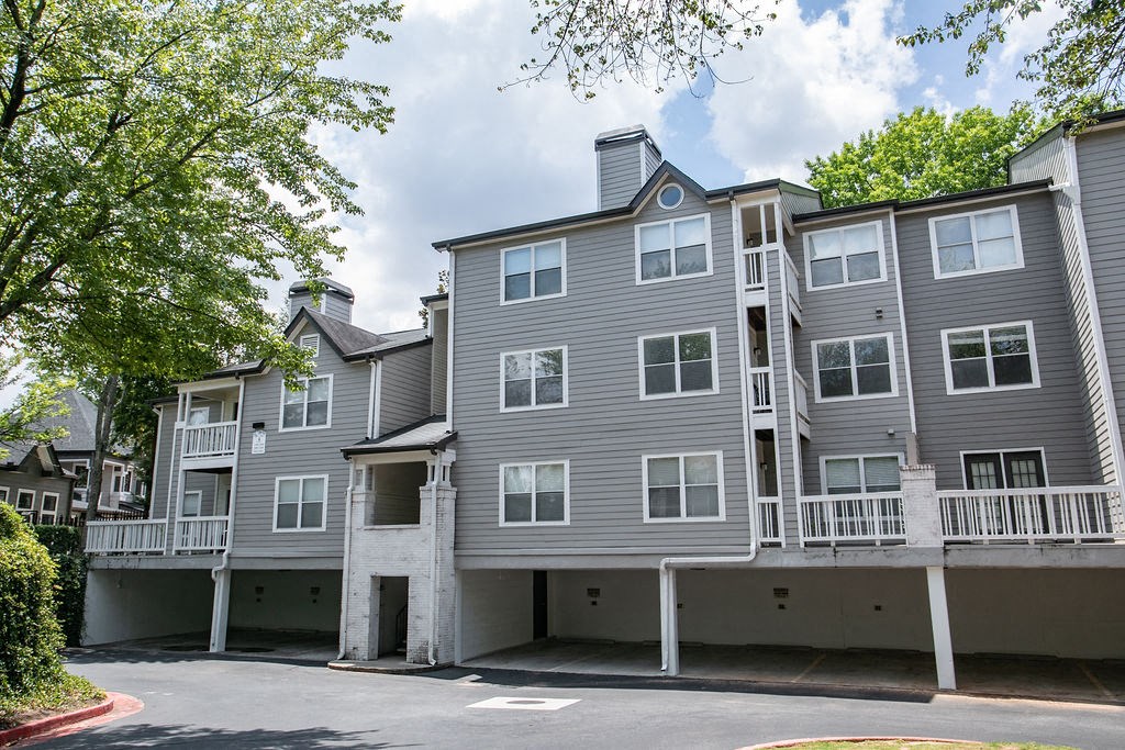 Building with Covered Parking at The Carlyle at Perimeter, Dunwoody, 30338