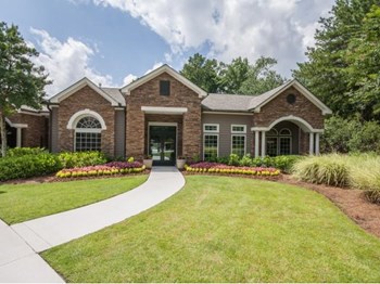 Leasing office - Photo Gallery 2