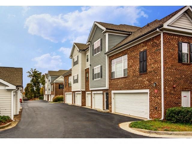 Attached Garages at The Pointe at Suwanee Station, Suwanee
