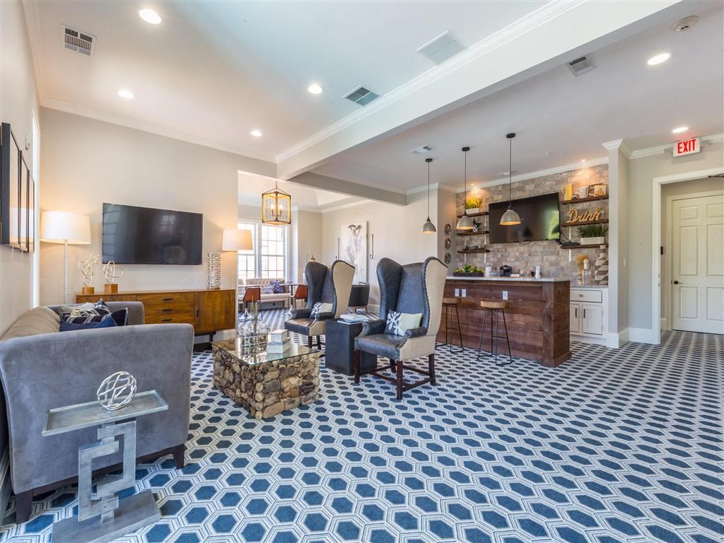 Resident Lounge at The Pointe at Suwanee Station, Suwanee, Georgia