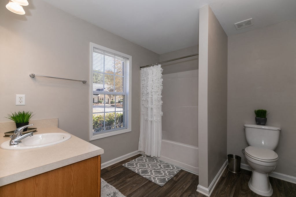 model bathroom with tub