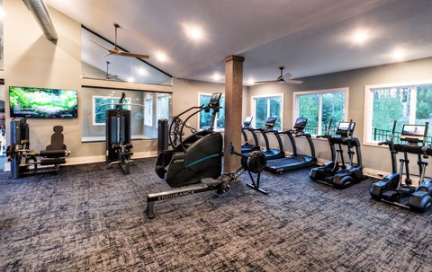 the gym at the preserve at green valley townhomes in green valley va
