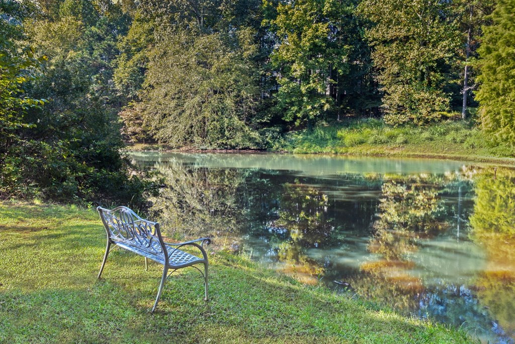 bench at lake at Lullwater at Calumet, Newnan
