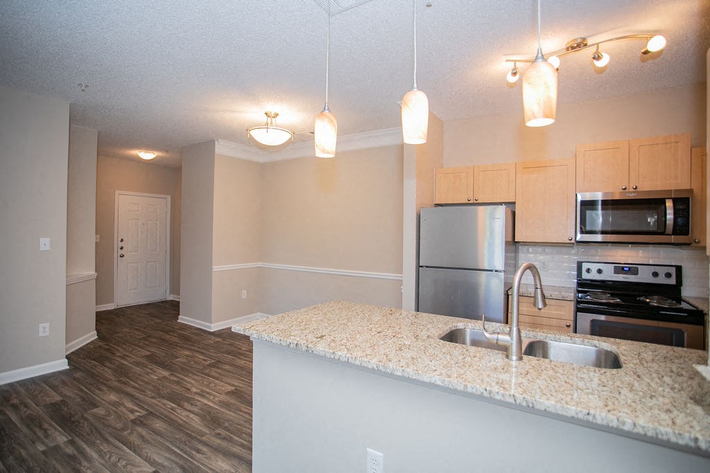 Carolina Kitchen/Dining