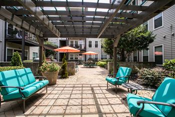 Court Yard 1 at Mariposa Lofts, Atlanta, 30307