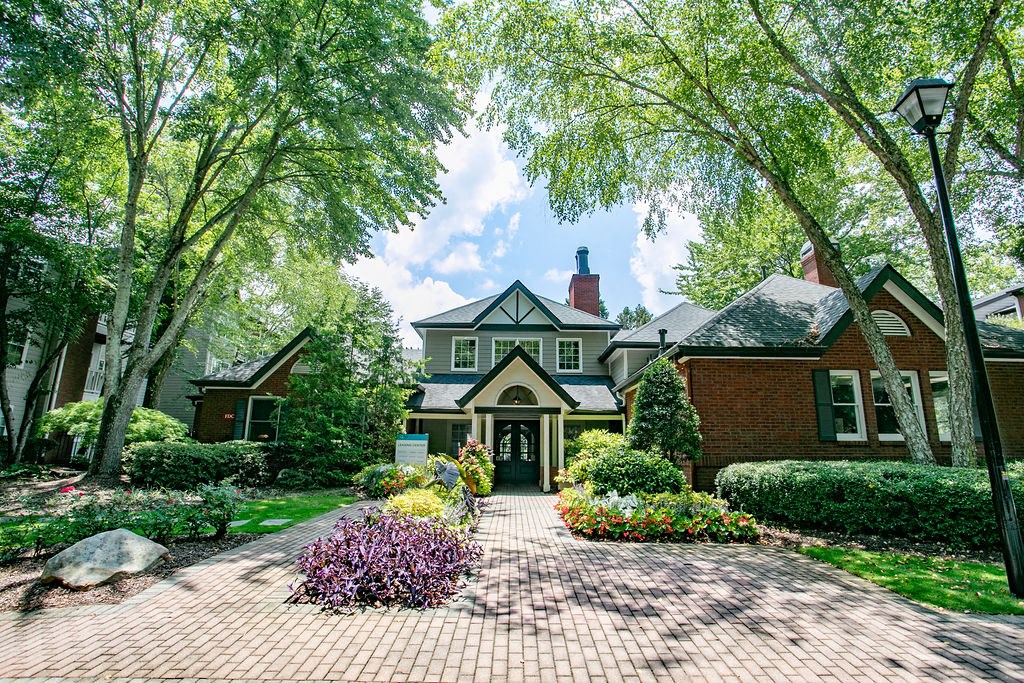 Leasing Office Exterior at The Point at Perimeter, Georgia, 30338