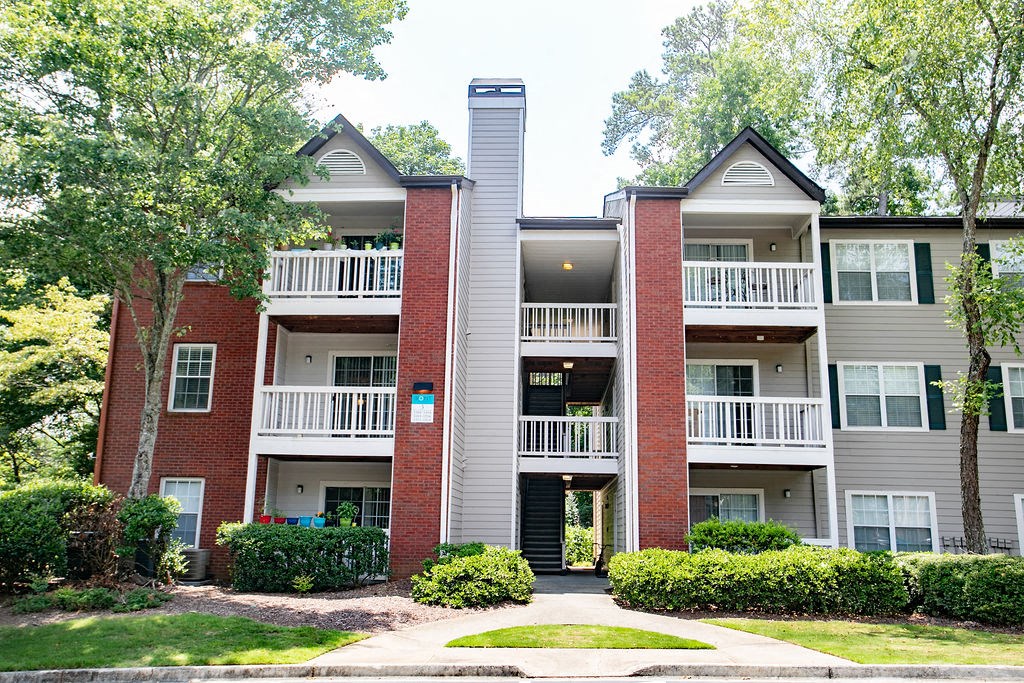 The Point At Perimeter Apartments, 100 Ashford Gables Drive, Dunwoody
