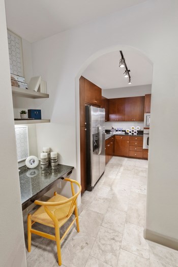 a view of the kitchen from the living room - Photo Gallery 14